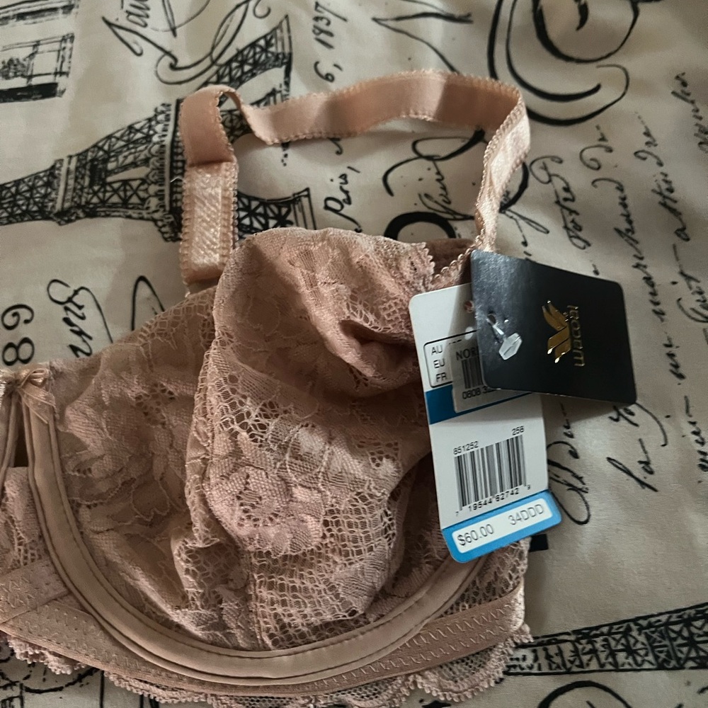 Wacoal 34DDD Bra